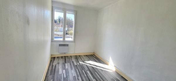 Limite ND Bondeville / MSA : Maison 120 m² avec 3 CH, jardin 400 m², 1 GGE & 2 PK intérieurs ! A saisir...