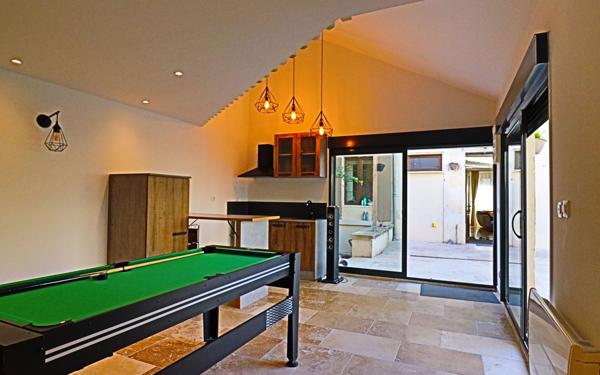 Maison à vendre    5 pièces • 214 m2 Saint-Satur