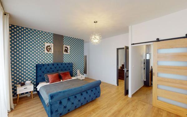 Maison à vendre    5 pièces • 214 m2 Saint-Satur