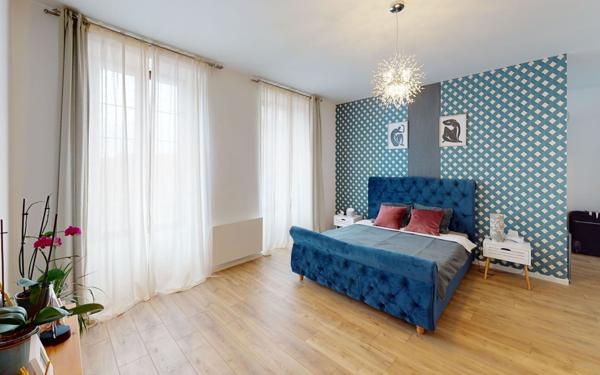 Maison à vendre    5 pièces • 214 m2 Saint-Satur