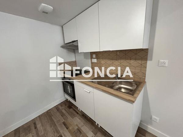 Location Appartement 2 pièces 39.5 m² - 9 RUE DELESCLUZE Limoges 87000