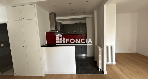 Location Appartement 2 pièces 47.97 m² - Paris 75015