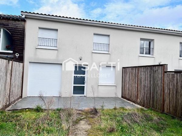 Maison recente 100m², 4 chambres, petit jardin.