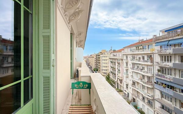 Appartement à vendre    3 pièces • 69,72 m2 Nice