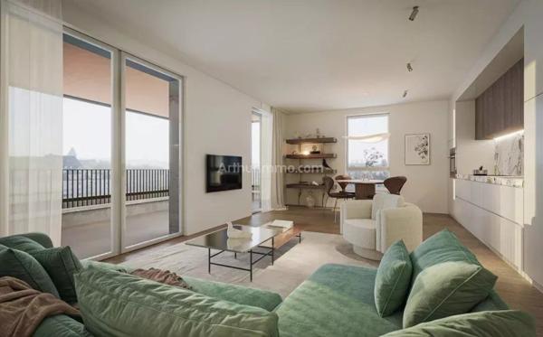 Vente                                                      Appartement
                        
                     4 pièces                      85 m2                     à Colmar
