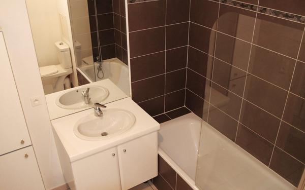 Appartement à vendre    3 pièces • 68,72 m2 Le Bourget