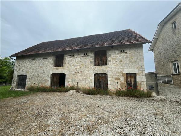 Maison à vendre |  Condat |  7 pièces | 170 m²