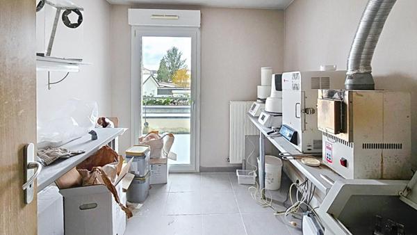 Appartement F3 avec terrasse, garage et parking