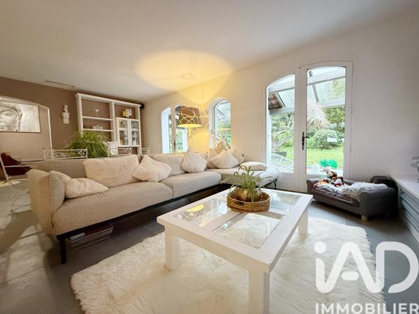 Maison à vendre 5 pièces 168 m² Solliès-Ville