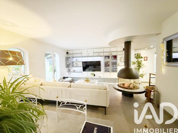 Maison à vendre 5 pièces 168 m² Solliès-Ville