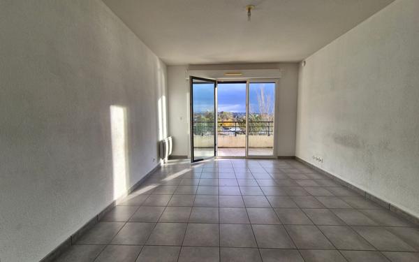 Appartement à vendre    2 pièces • 42,11 m2 Bayonne