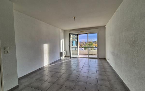 Appartement à vendre    2 pièces • 42,11 m2 Bayonne