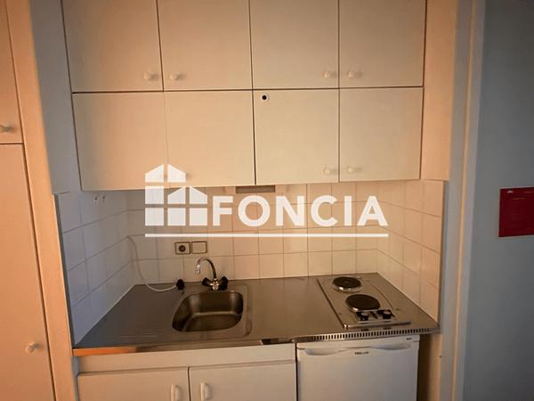 Location Studio 28.09 m² - 61 RUE DENFERT ROCHEREAU Agen 47000