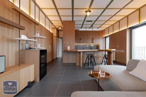 Appartement à louer 5 pièces 101.57m²