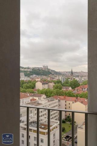 Appartement à louer 5 pièces 101.57m²