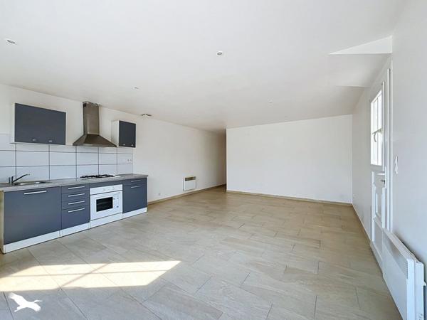 Appartement à vendre 98 280 € Châteaubernard 2 p 55 m² DPE D