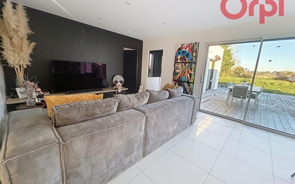 Maison à vendre    5 pièces •  Talmont-Saint-Hilaire