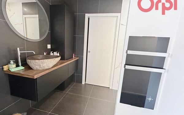 Maison à vendre    5 pièces •  Talmont-Saint-Hilaire