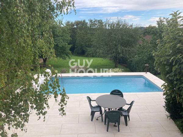 Propriété de charme avec piscine et jardin arboré - Montboucons