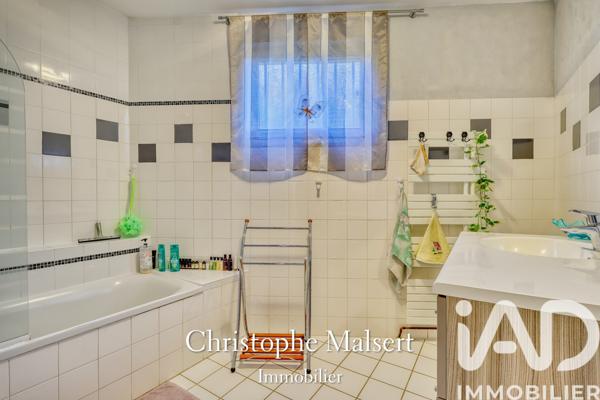 Maison à vendre 5 pièces 220 m² Roussillon