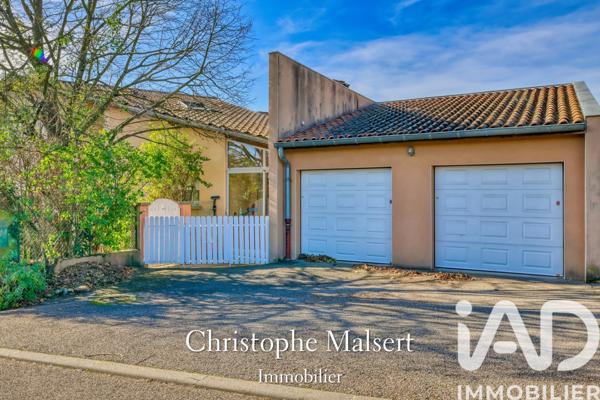 Maison à vendre 5 pièces 220 m² Roussillon