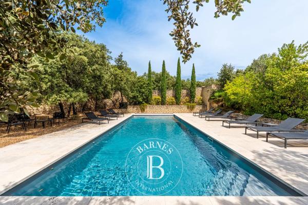 Gordes, Villa 5 Chambres -  440 m² à vendre