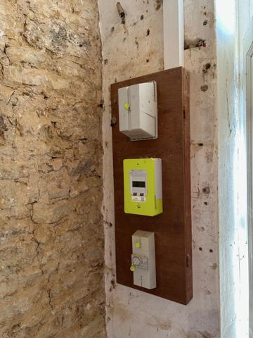 CHARMANTE MAISON DE CAMPAGNE, 110 m² HABITABLES, ANNEXES & DÉPENDANCES SUR 2100 m² ARBORÉS !!