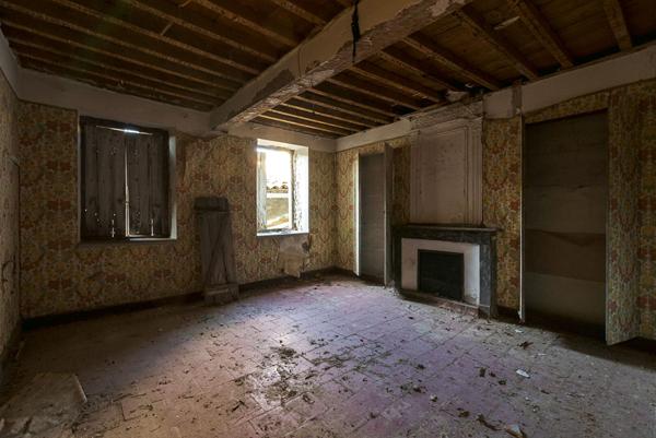 CARCASSONNE – VARSOVIE Ensemble immobilier remarquable 660m² avec immeuble, commerce, maison, jardin et dépendance