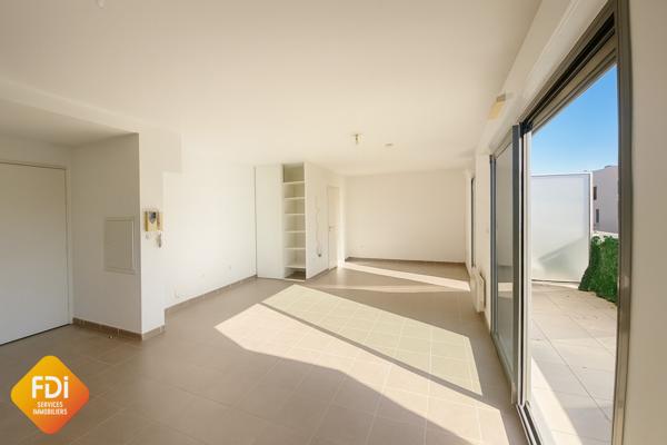 Ovalie - T 1 - 38 m2- parking privatif