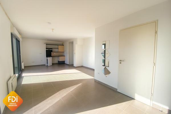 Ovalie - T 1 - 38 m2- parking privatif