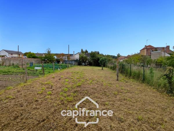 Maison à vendre 5 pièces BESSE SUR BRAYE (72) - terrain 457 m² -