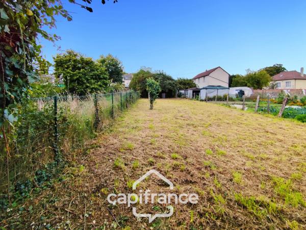 Maison à vendre 5 pièces BESSE SUR BRAYE (72) - terrain 457 m² -