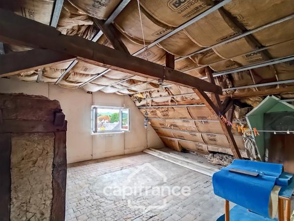 Maison à vendre 5 pièces BESSE SUR BRAYE (72) - terrain 457 m² -