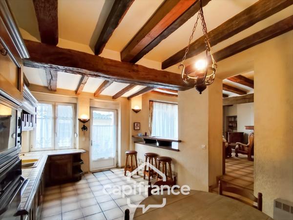 Maison à vendre 5 pièces BESSE SUR BRAYE (72) - terrain 457 m² -