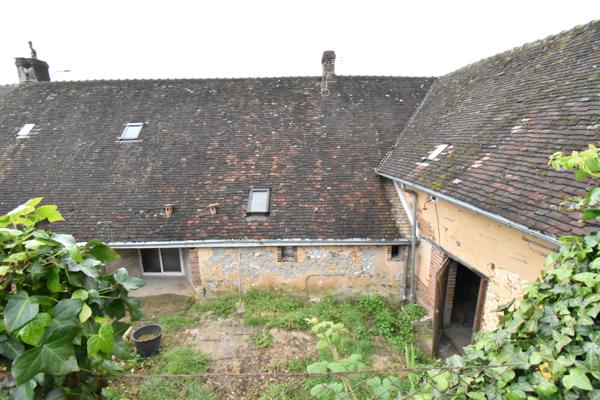 Luigny (28480) Maison de village