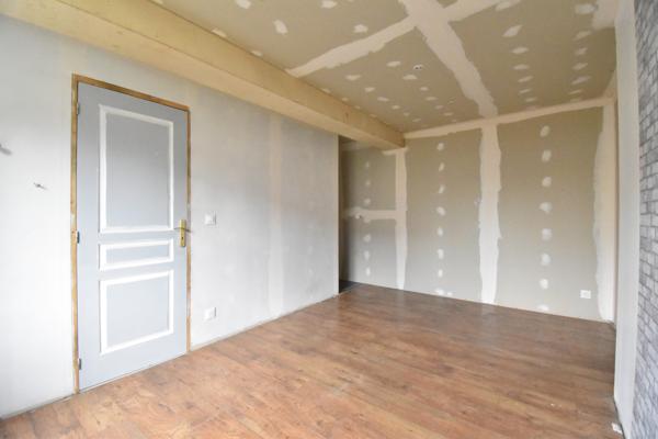 Luigny (28480) Maison de village