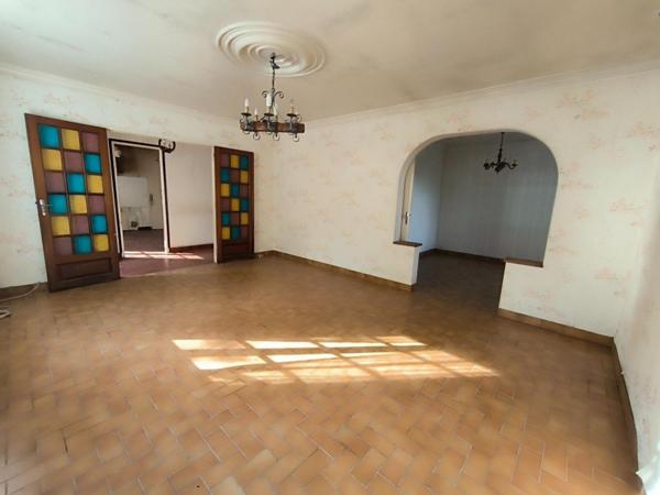 Maison sur terrain de 2500 m2