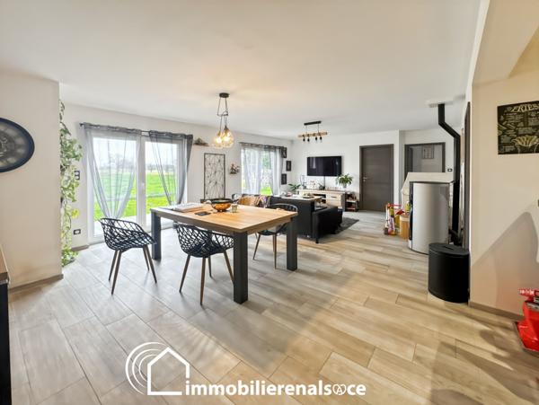 Mackenheim (67390) Proche Marckolsheim, jolie maison plain-pied 5p avec jardin et garage.