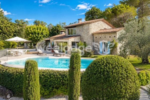 Maison à vendre 9 pièces de 195 m² à Fayence