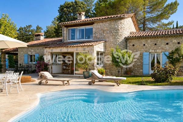 Maison à vendre 9 pièces de 195 m² à Fayence