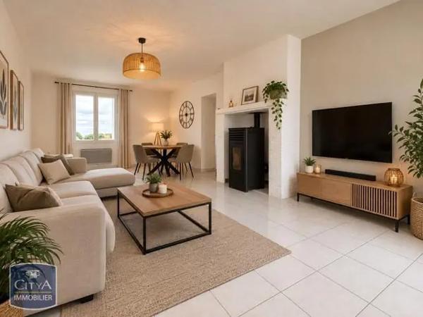 Maison à louer 3 pièces 75.39m² Montreuil-en-Touraine (37530)