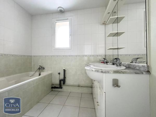 Maison à louer 3 pièces 75.39m² Montreuil-en-Touraine (37530)