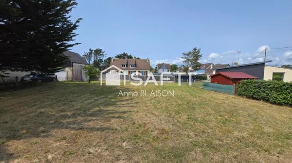 Terrain d’exception à 100 m de la plage !