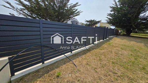 Terrain d’exception à 100 m de la plage !