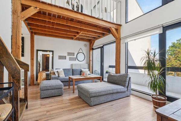 - 91830 LE COUDRAY-MONTCEAUX - DUPLEX EN DERNIER ETAGE AVEC ASCENSEUR - 30M2 DE TERRASSES - SEJOUR CATHEDRALE - VUE ARBOREE SANS VIS A VIS - PARKING-