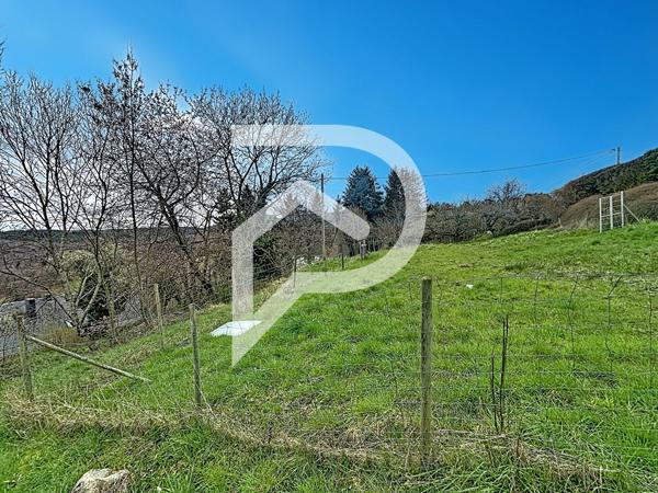 Terrain 750 m2