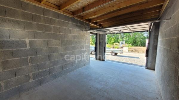 Maison à vendre de 2023. 5 pièces PLEUVEN (29) avec 4 chs Terrain 474 m2