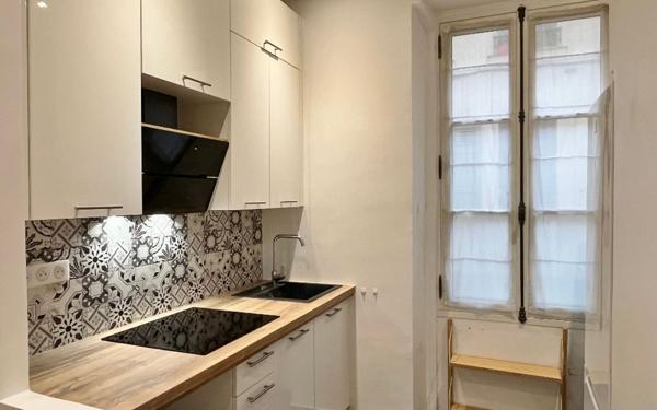 Appartement à louer    3 pièces • 45,15 m2 Versailles