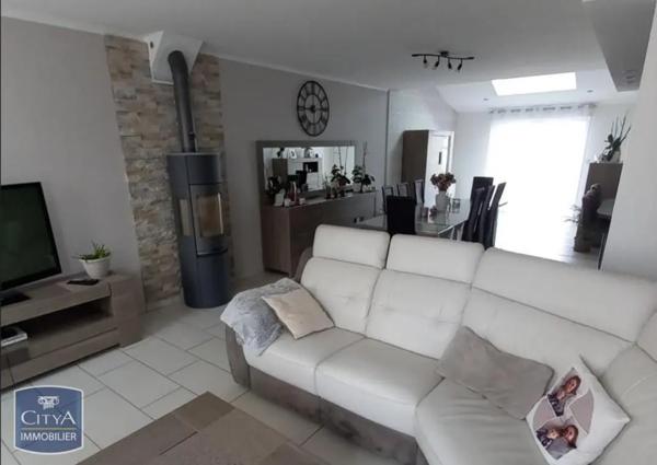 Maison à louer 5 pièces 137m²