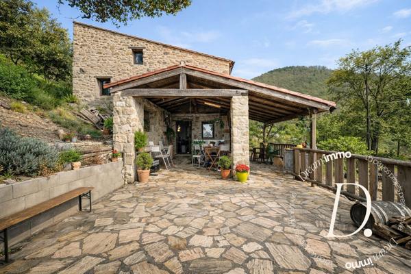 Mas catalan authentique sur 92 hectares